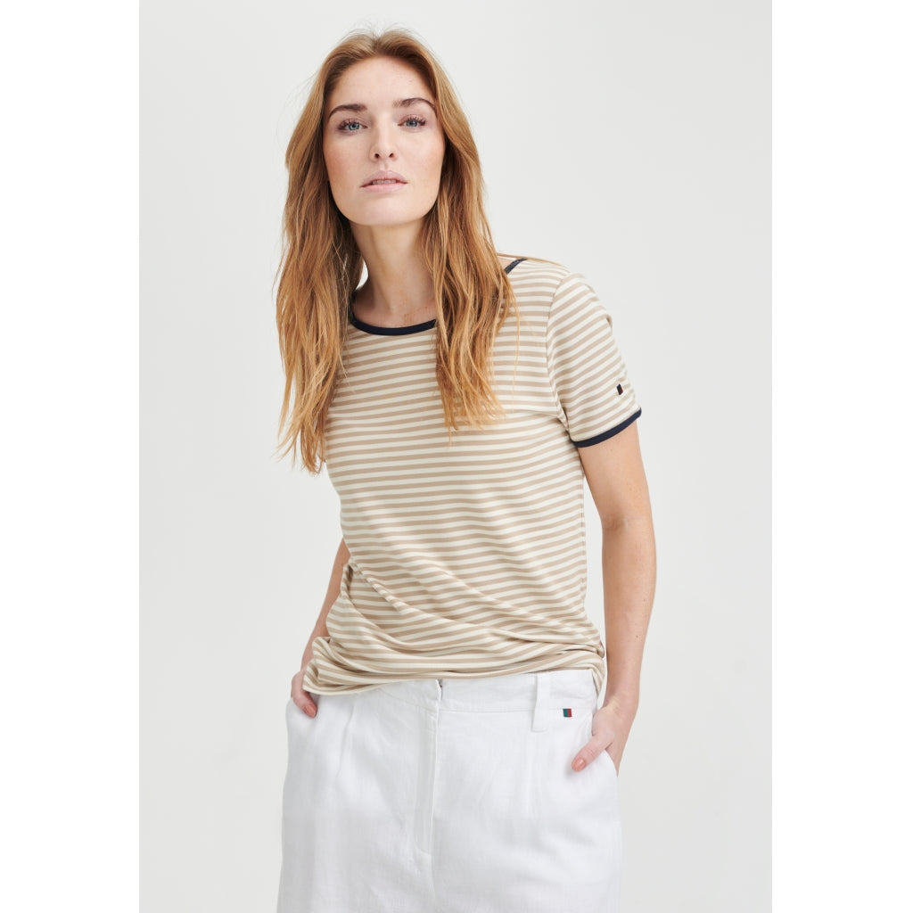 Redgreen Women Camilla T-shirt Short Sleeve Tee 124 Mid Sand Stripe