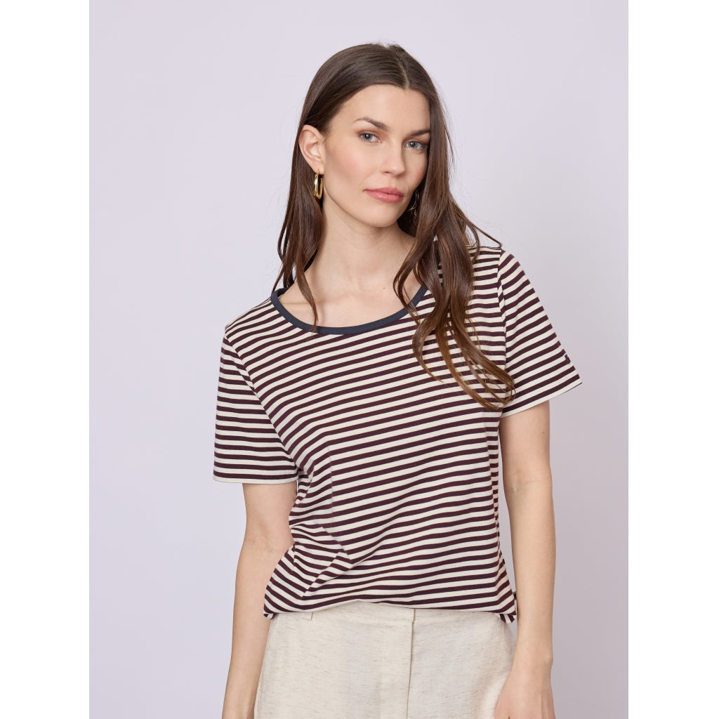Redgreen Women Cecilie Tee Polo Shirts 185 Plum Stripe