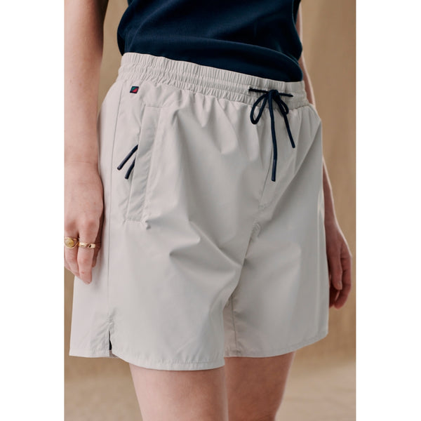Redgreen Women Marianne Tech Shorts Pants and Shorts Ecru